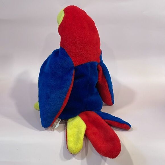 Vintage 1997 Ganz Pirate Parrot CH1862 Red, Blue and Yellow Good Used Condition - Picture 5 of 8